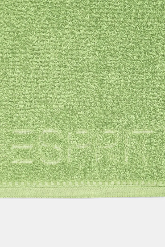 À teneur en TENCEL™ : la collection de serviettes en tissu éponge, GREEN APPLE, detail image number 1