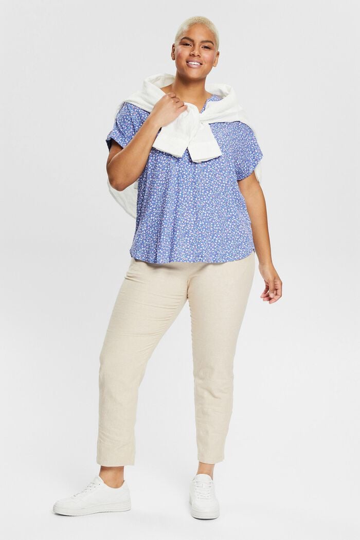 CURVY gebloemde blouse van LENZING™ ECOVERO™