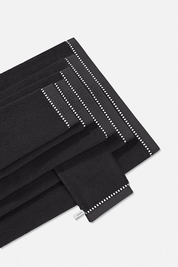 À teneur en TENCEL™ : la collection de serviettes en tissu éponge, BLACK, detail image number 4