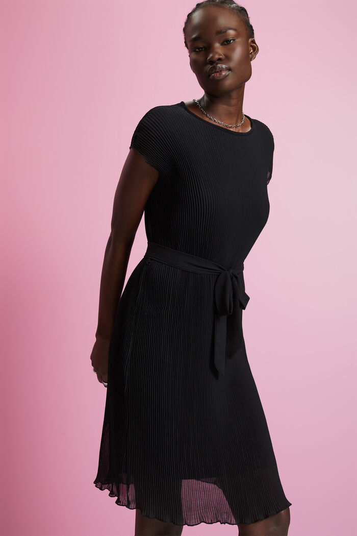 Mouwloze jurk met plissés, LENZING™ ECOVERO™, BLACK, detail image number 4
