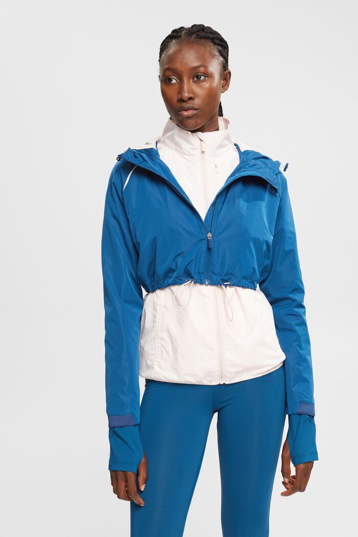 En matière recyclée : la veste de sport 2 en 1, PETROL BLUE, detail image number 1