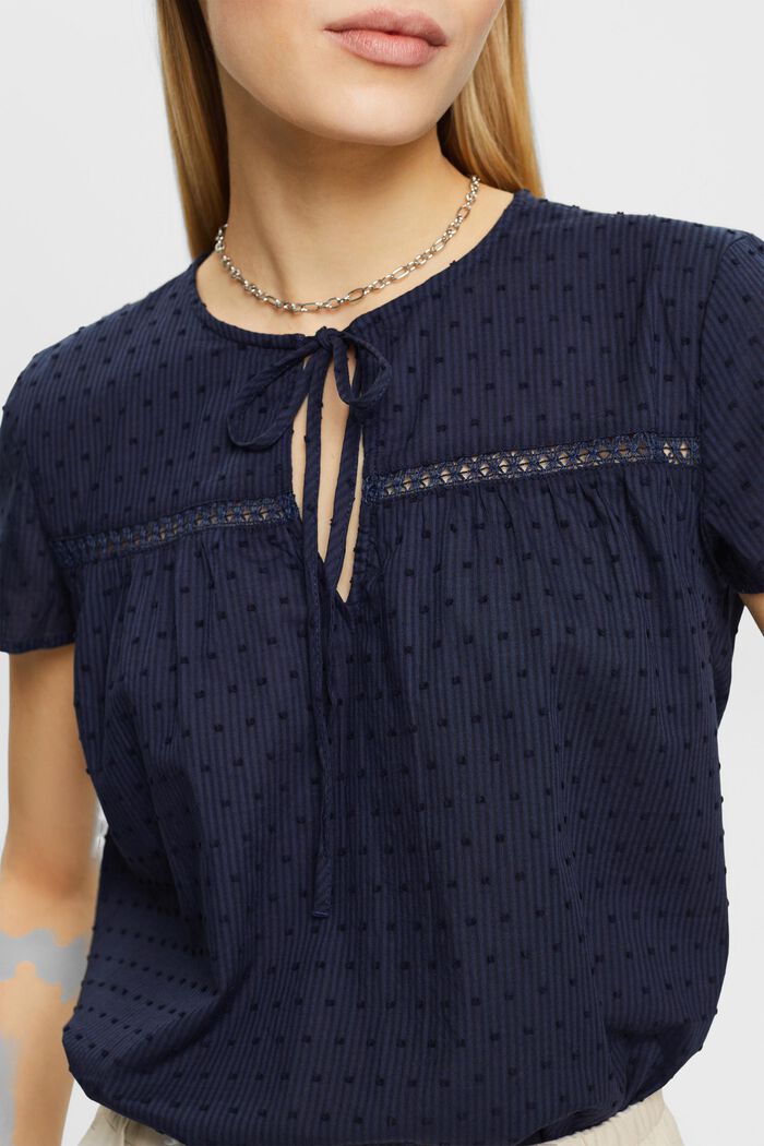 Dobby blouse met strikdetail, NAVY, detail image number 2