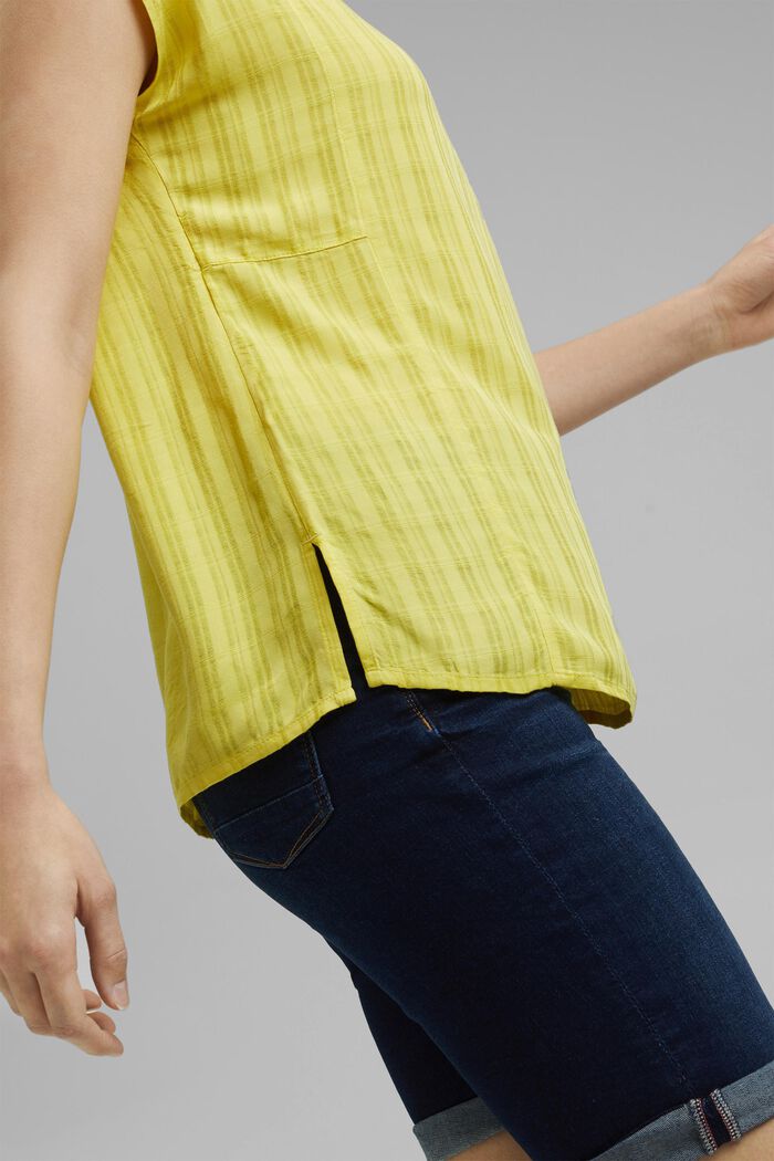Haut façon blouse en LENZING™ ECOVERO™, BRIGHT YELLOW, detail image number 5