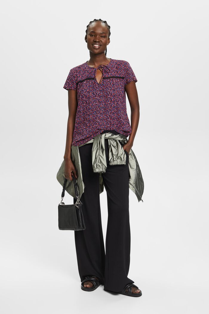 Katoenen blouse met korte mouwen en motief all-over, BLACK, detail image number 1