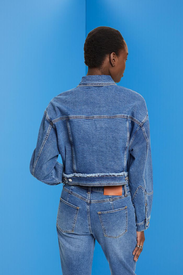 Veste en jean courte à galon effrangé, BLUE DARK WASHED, detail image number 3