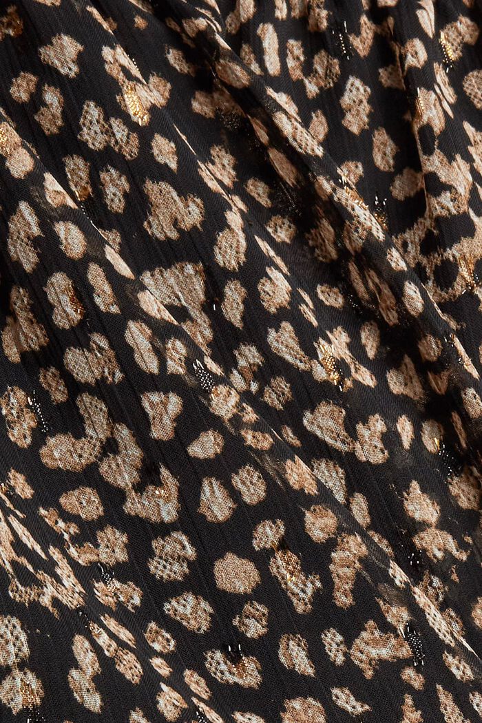 En matière recyclée : le chemisier à motif léopard et fentes aux épaules, BLACK, detail image number 4