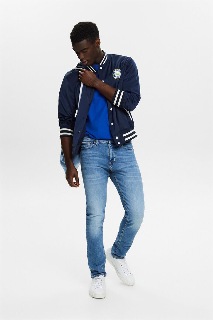 Slim fit jeans met middelhoge taille, BLUE LIGHT WASHED, detail image number 1