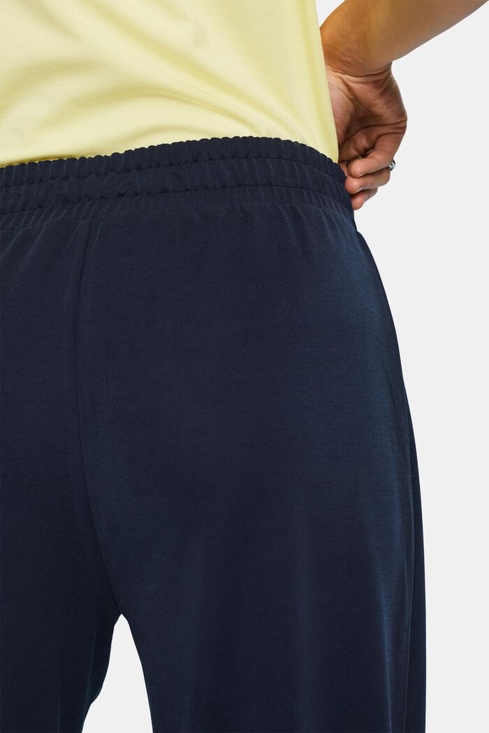 Pull-on broek met wijde pijpen en permanente vouw, NAVY, detail image number 3