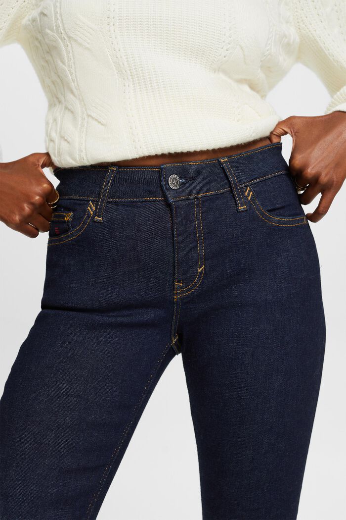 En matière recyclée : le jean de coupe Slim Fit taille mi-haute, BLUE RINSE, detail image number 2