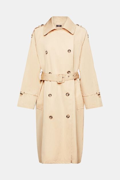 Double-breasted trenchcoat