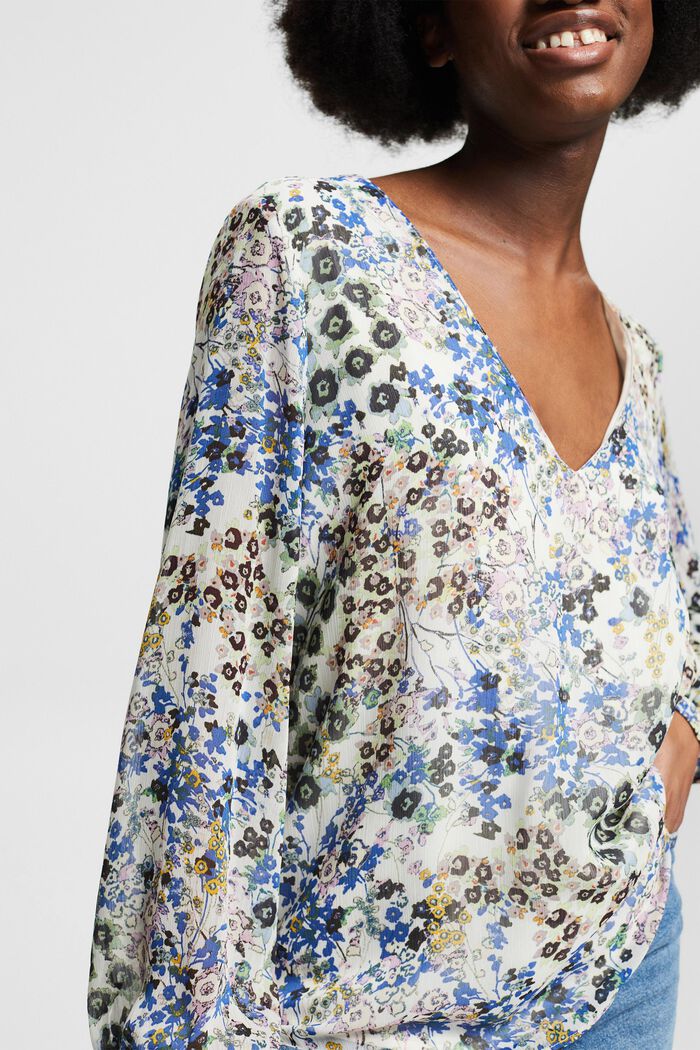 Crêpe blouse met millefleurs, LIGHT BEIGE, detail image number 0
